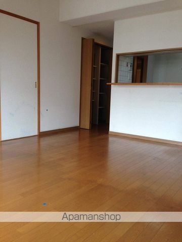 アソシエール溝の口の内装写真