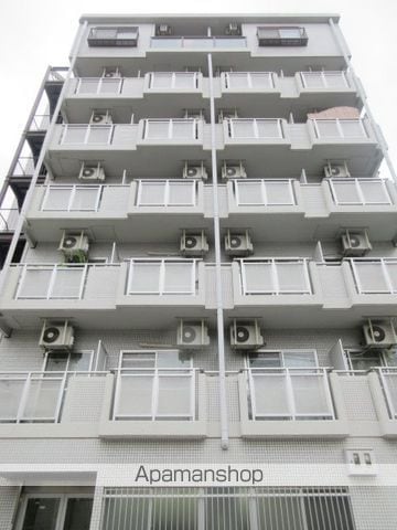 シャトー辰巳の外観写真