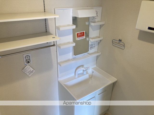 カームリバー IIの内装写真