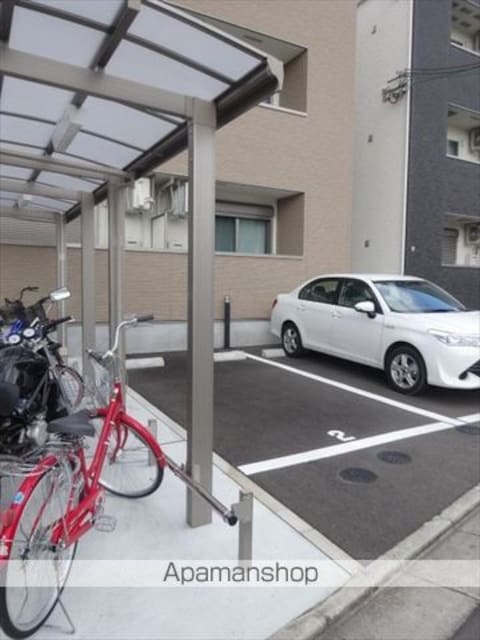 和歌山県和歌山市黒田[1LDK/38.2m2]の駐車場