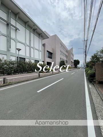 ヨコハマベイジーニアスマエストロの周辺写真