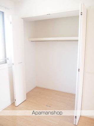 ヴィオーラ御園[2LDK/57.93m2]の収納