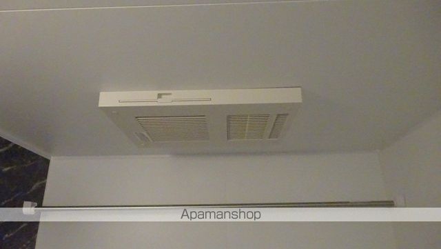 FIRSTの内装写真