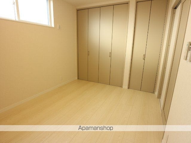 オーヴィジョンQULAS開出Iの内装写真