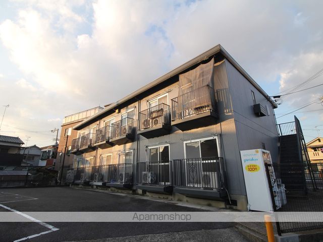ハイツ大村の外観写真