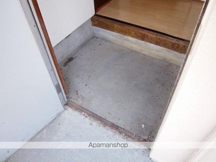 マルカワ荘北棟[2K/35m2]の玄関