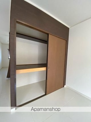 サンライトハイツ　Ａ・Ｂ棟[1LDK/58.5m2]の収納