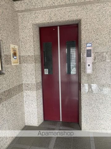 アベニュー弐番館の外観写真