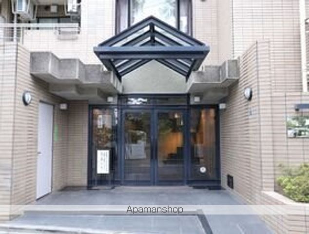 二の坂シティハウスの玄関写真