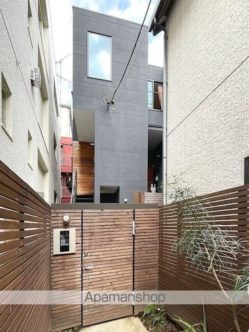GRANDE MAISON SUGAMOの玄関写真