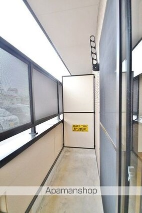 岡山県岡山市北区島田本町１丁目[1K/26.5m2]のバルコニー