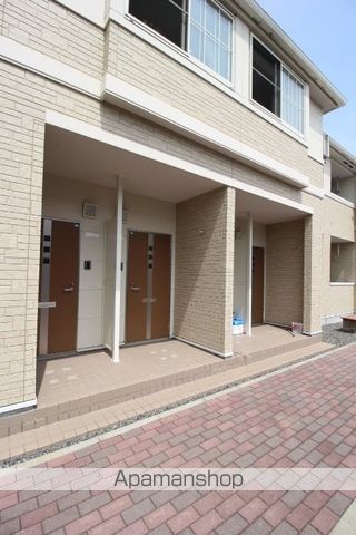 フィオリスタ アンジェラの玄関写真