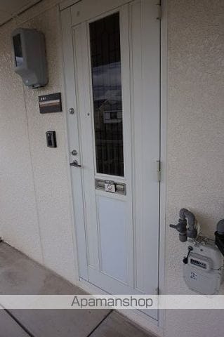 コーポAlyssumの玄関写真