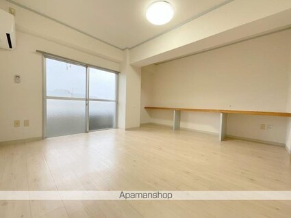 プレアール高松西町[1DK/36.1m2]のリビング・居間