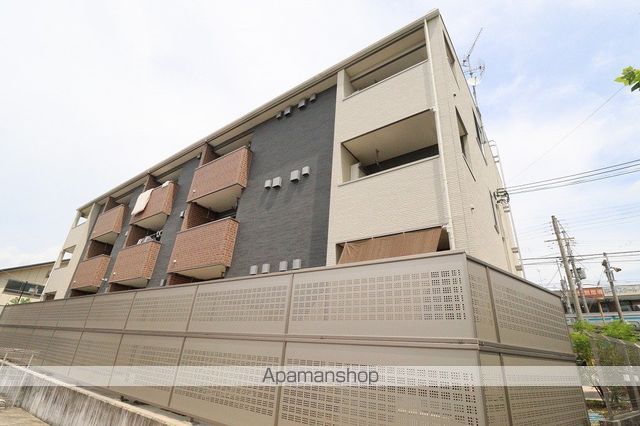 カザリベ城陽駅前の外観写真