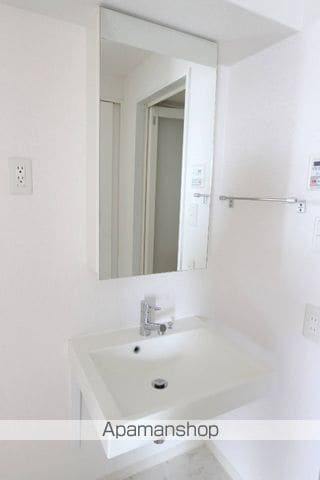 レジディア西新の内装写真