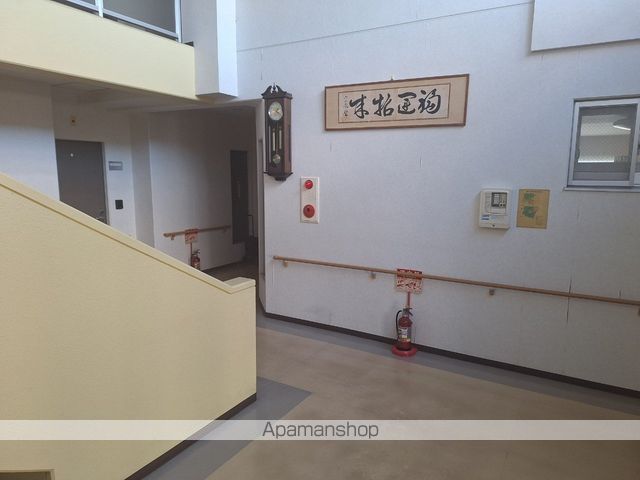 根室本線 帯広駅 徒歩70分 2階建 築26年の玄関写真