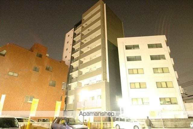 オクトレーベン新大阪の外観写真