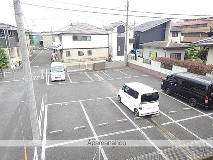 エテルナーレ[1R/33m2]の駐車場1