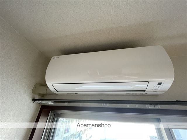 CASSIA江坂の内装写真