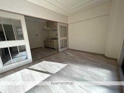 グランシャルマン通町[3DK/51.03m2]のリビング・居間1