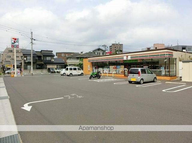 コンヴェニーレ エスの周辺写真