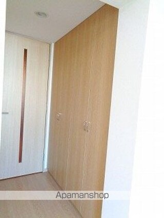 ルーブル三軒茶屋伍番館[1K/25.52m2]の収納
