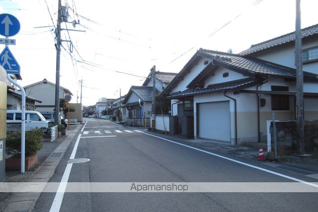 ラフィーネロジュマンIIIの周辺写真