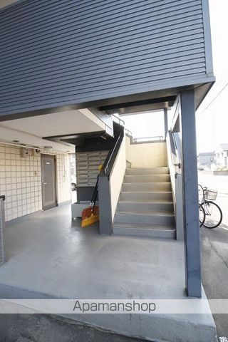 ガーデンヒルズ麻生の玄関写真