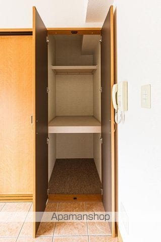 レジェンドの内装写真