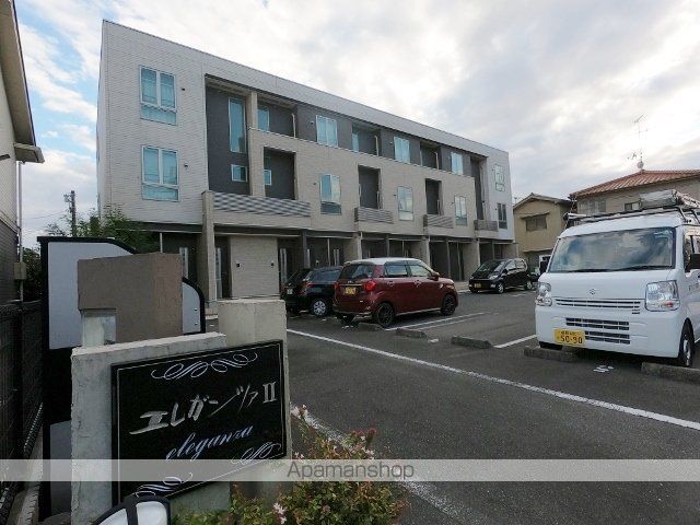 エレガンツァIIの外観写真