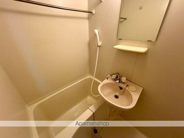レオパレスクオレ ハヤシの内装写真