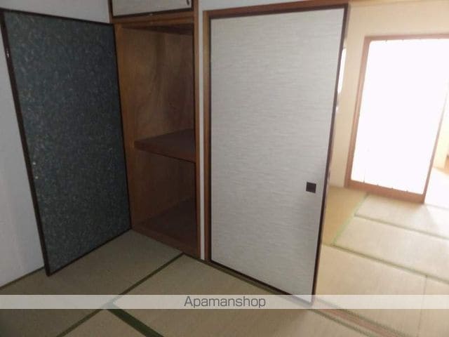 ハニータニガワの内装写真