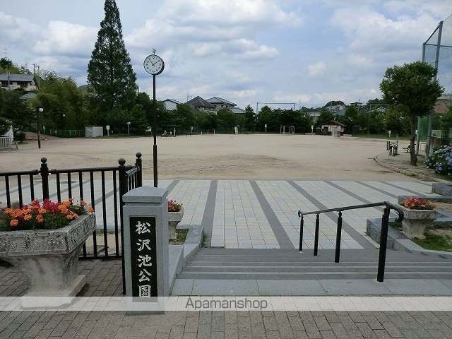 LAKESIDEVILLAの周辺写真
