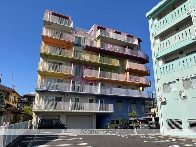 VILLA57