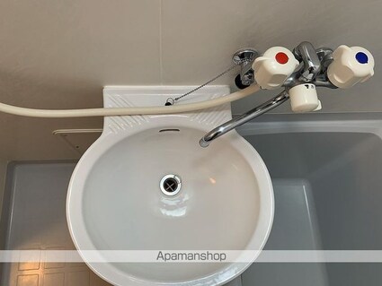 レオパレス英俊Ｂ[1K/28.02m2]の洗面所