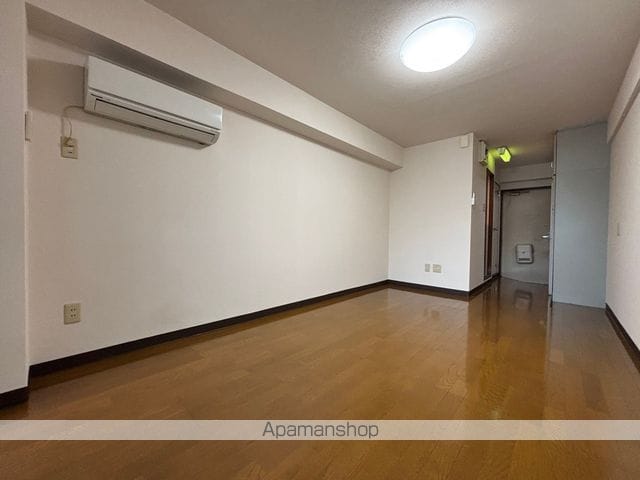 アイリス下荒田の内装写真