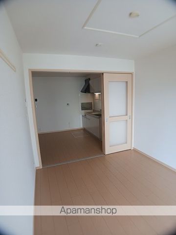 イリス Dの内装写真