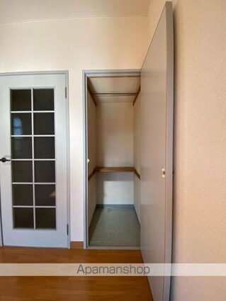 サンハイツ郷東[1K/18m2]の収納