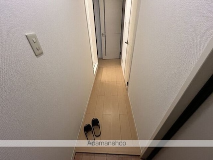 滋賀県甲賀市水口町虫生野虹の町[2LDK/62.1m2]の玄関