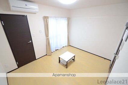 クレイノ西川口[1K/21.11m2]のリビング・居間2