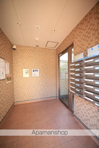ハイツアントレの玄関写真
