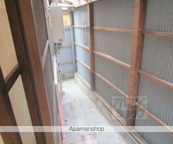 上賀茂山本町貸家の内装写真