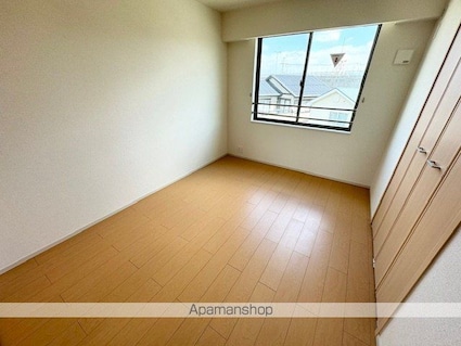 フロール南彦根[1LDK/52.99m2]の内装3