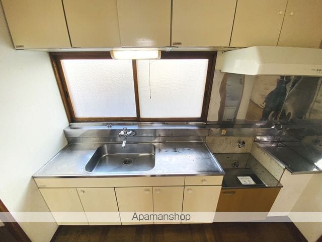 山の手2丁目32番貸家の内装写真