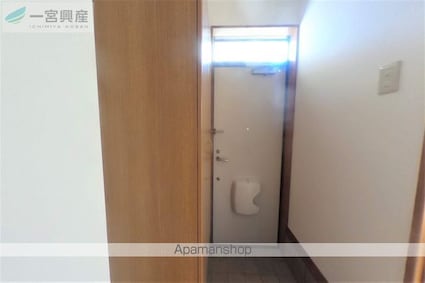 エストレア北土居[2SLDK/65.6m2]の玄関