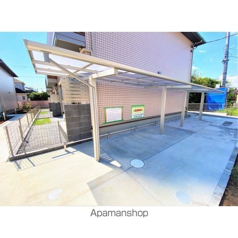 ペア ネクスト A棟の玄関写真