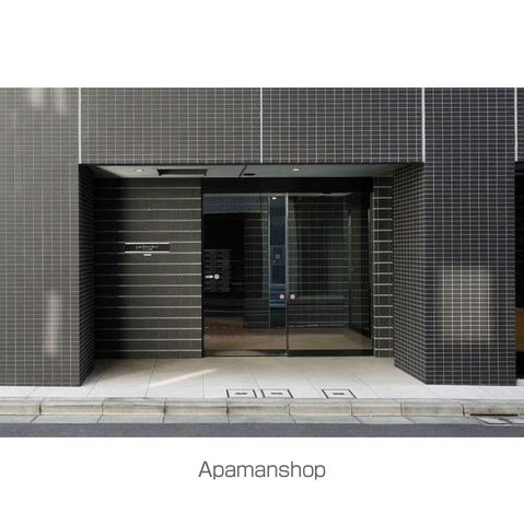 LA DOUCEUR秋葉原の玄関写真