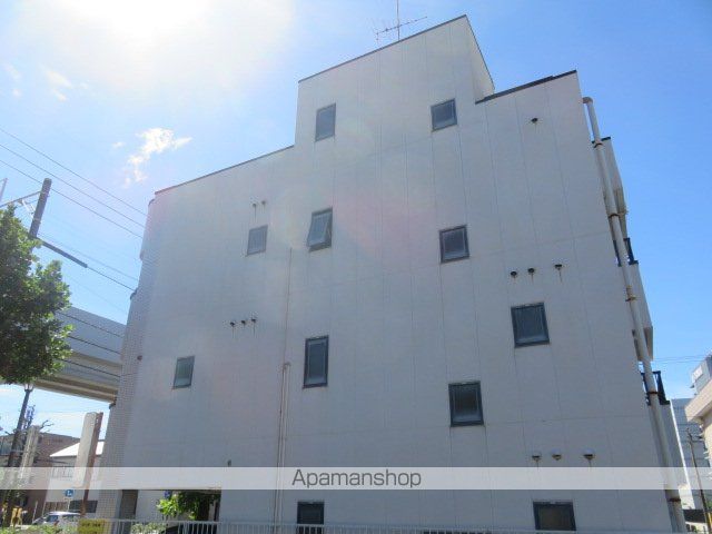 日新ビルの外観写真