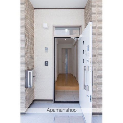 ジュナス泉中央A棟の内装写真